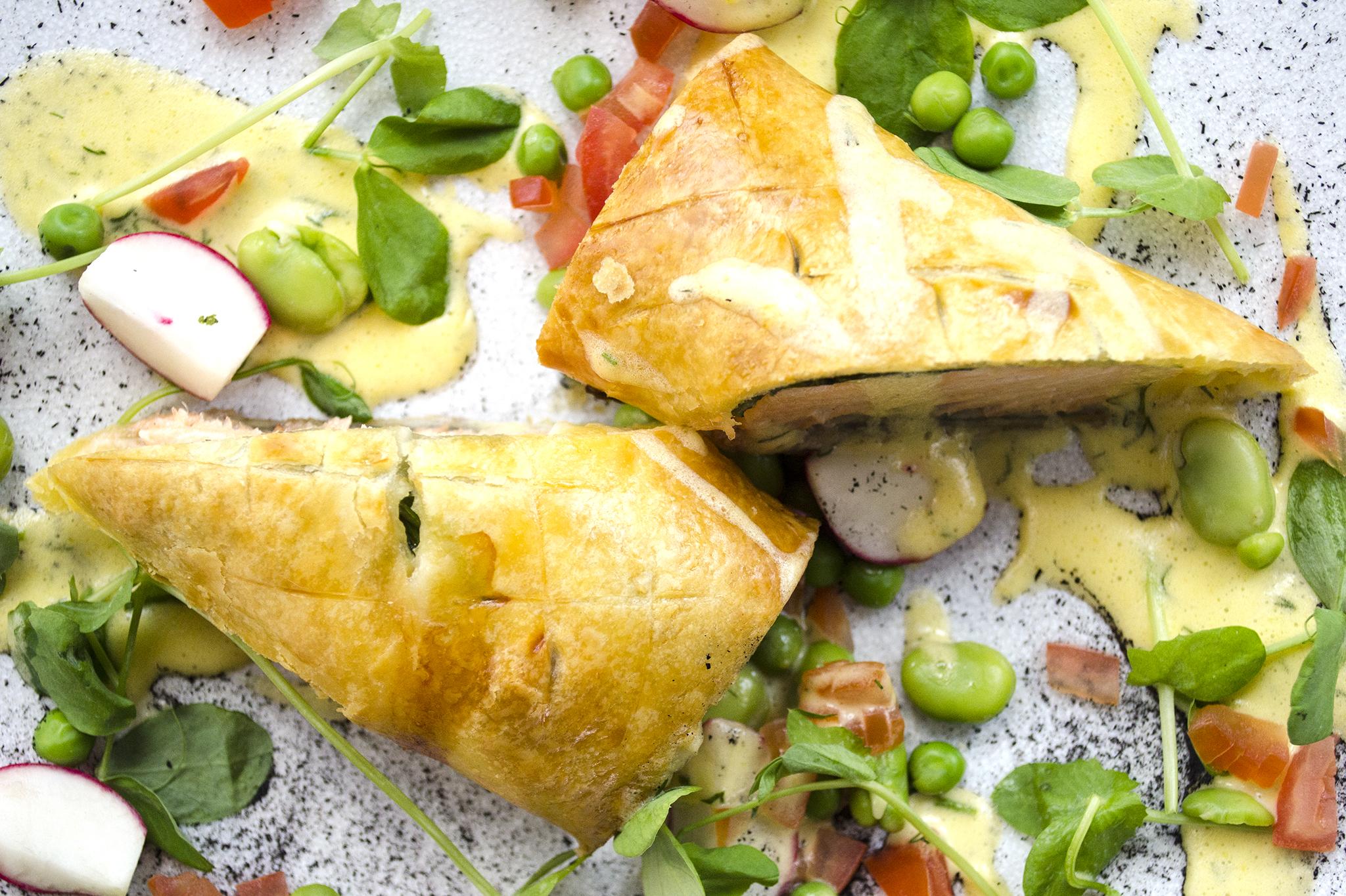 The Bonham Hotell EDI Eksteriør bilde A chicken and vegetable pie